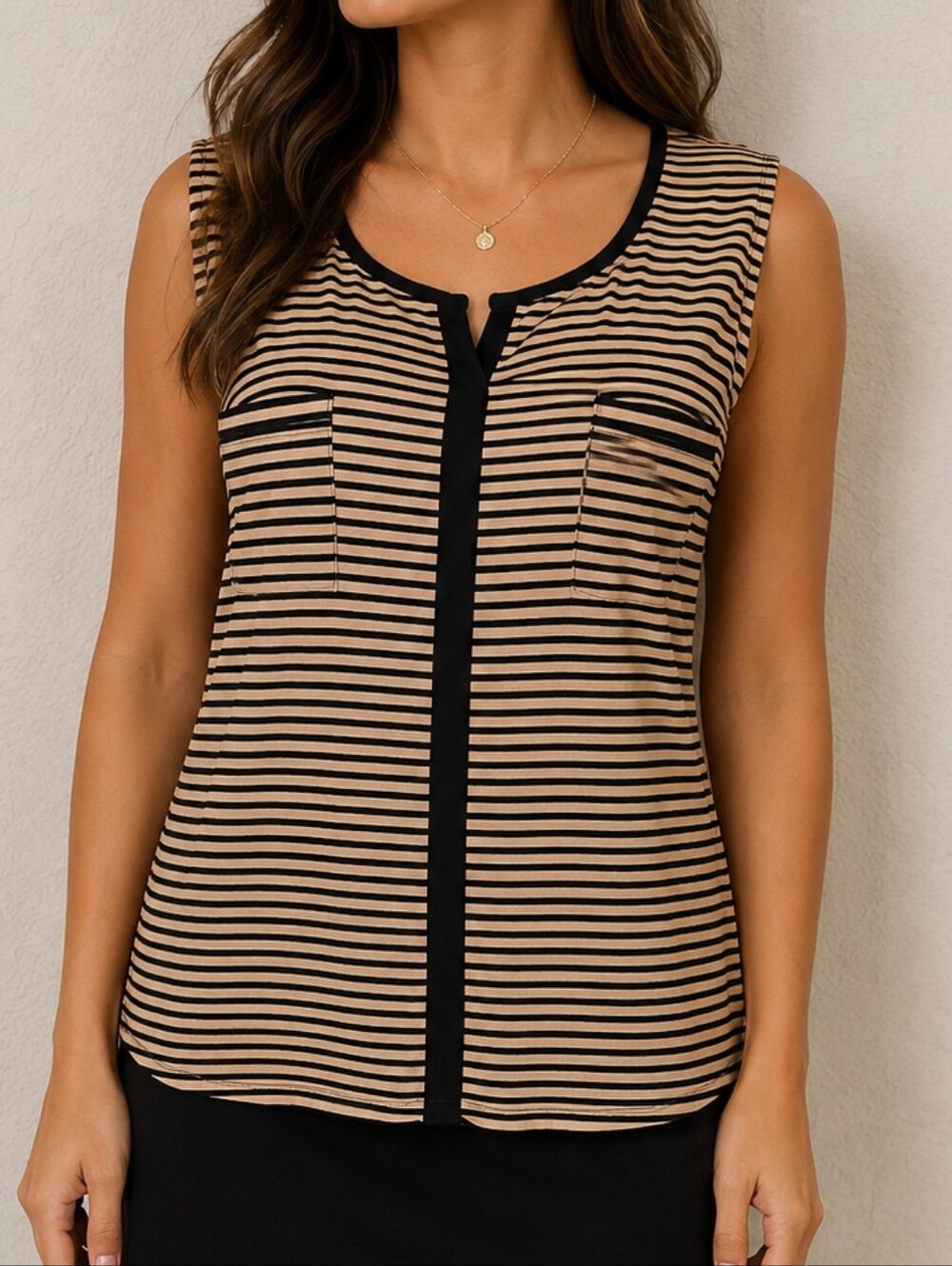 DIANA BELLE Sleeveless Two-tone Horizontal Striped Top